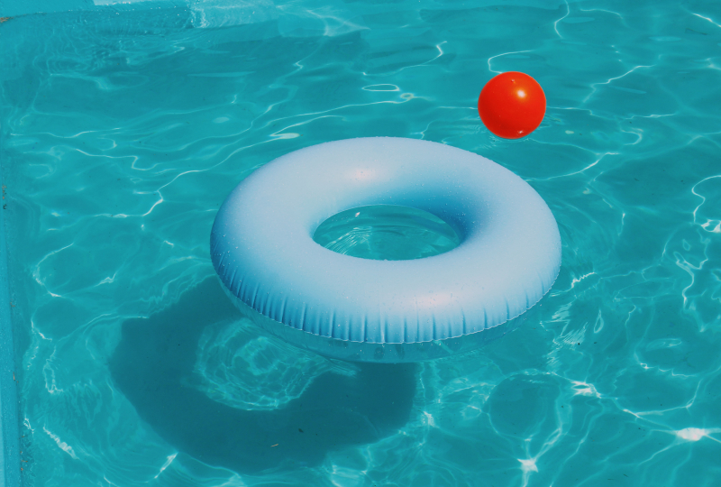 pool with floats