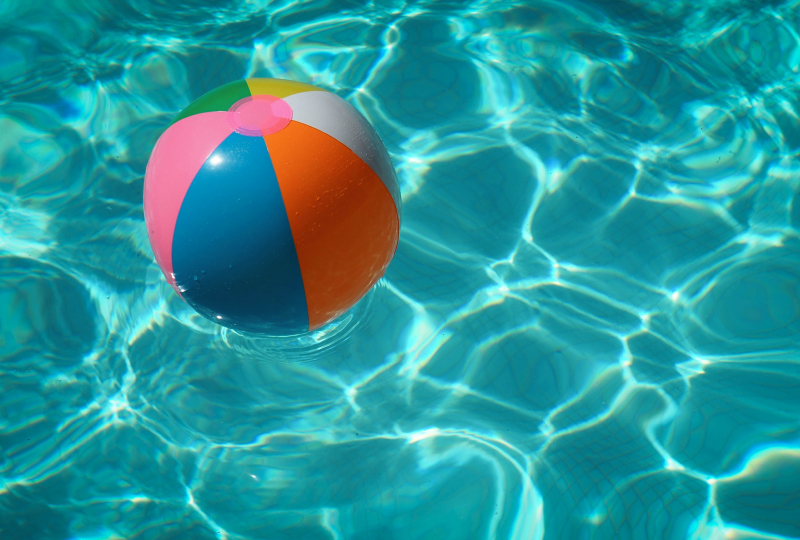 pool with floating ball